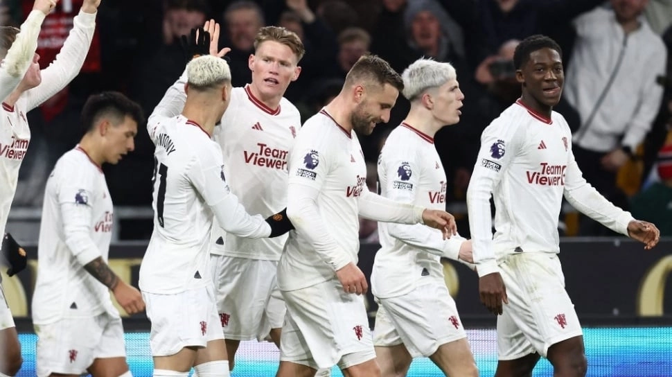 Hasil Liga Inggris: Manchester United Susah Payah Taklukan Aston Villa, Scoot McTominay Jadi Penyelamat