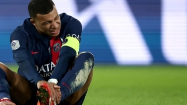 Jelang PSG vs Real Sociedad, Luis Enrique Enggan Jelaskan Kondisi Cedera Kylian Mbappe
