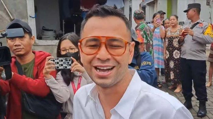 Raffi Ahmad Bonceng Nagita Slavina Datangi TPS untuk Nyoblos
