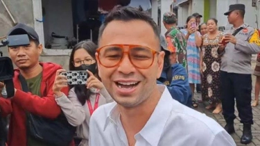 Raffi Ahmad Bonceng Nagita Slavina Datangi TPS untuk Nyoblos