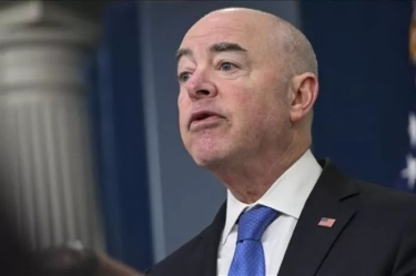 DPR Makzulkan Menteri Keamanan Dalam Negeri AS Mayorkas