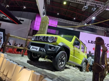 Gebrak Panggung IIMS 2024, Suzuki Luncurkan Jimny 5 Pintu, Begini Wujudnya