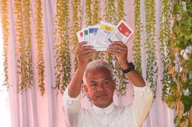 Persentase Suaranya Kecil Tapi Suara PDIP Nomor Satu di Pileg, Ganjar: Ada Anomali!