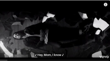 Lirik Lagu dan Terjemahan If This Is The Last Time - LANY: Hey, Dad, What's up? Miss You So Much
