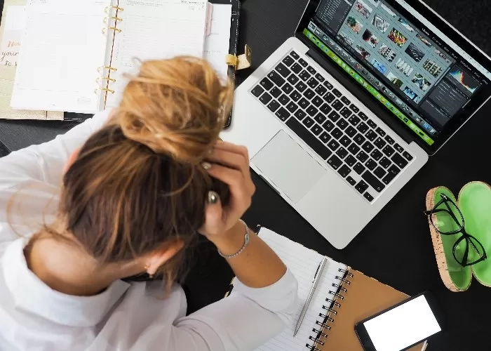 Lelah Bekerja Siang Malam Jadi Petugas KPPS? Berikut 5 Cara Tepat Tangani Stres Pasca Pemilu