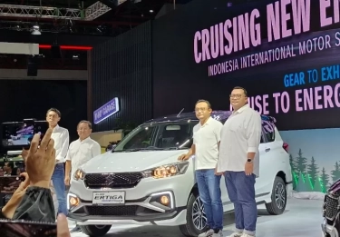 Varian Baru Ertiga Debut di IIMS 2024, Cruise dengan Teknologi Hybrid
