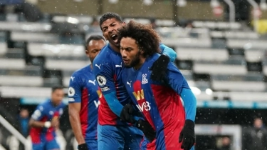 Jarang yang Tahu! Pemain Keturunan Indonesia Jairo Riedewald Pernah Lawan 2 Klub Liga 1