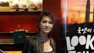 Film Look At Me, Touch Me, Kiss Me Berikan Gambaran Tentang Manusia Tak Bisa Hidup Tanpa Cinta