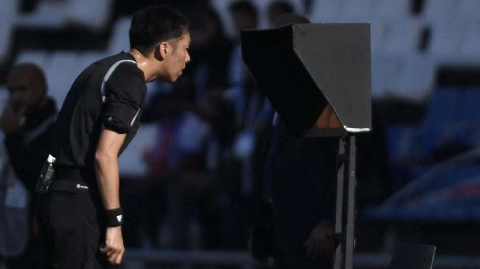Pengamat: Penerapan VAR di Liga 1 Tak Perlu Tergesa-gesa
