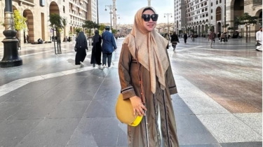 Profil Rakaya: Ibu Tiri Muhammad Fardana, Calon Mertua Ayu Ting Ting