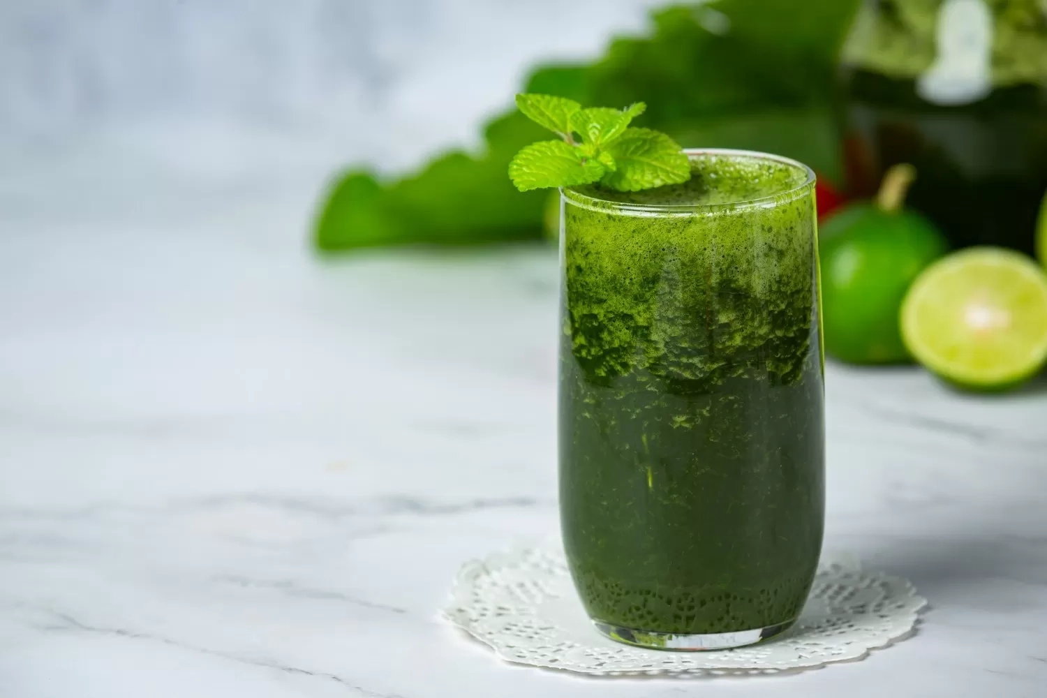 5 Efek Samping Jus Seledri yang Wajib Diketahui Sebelum Menambahkannya ke Dalam Menu Diet