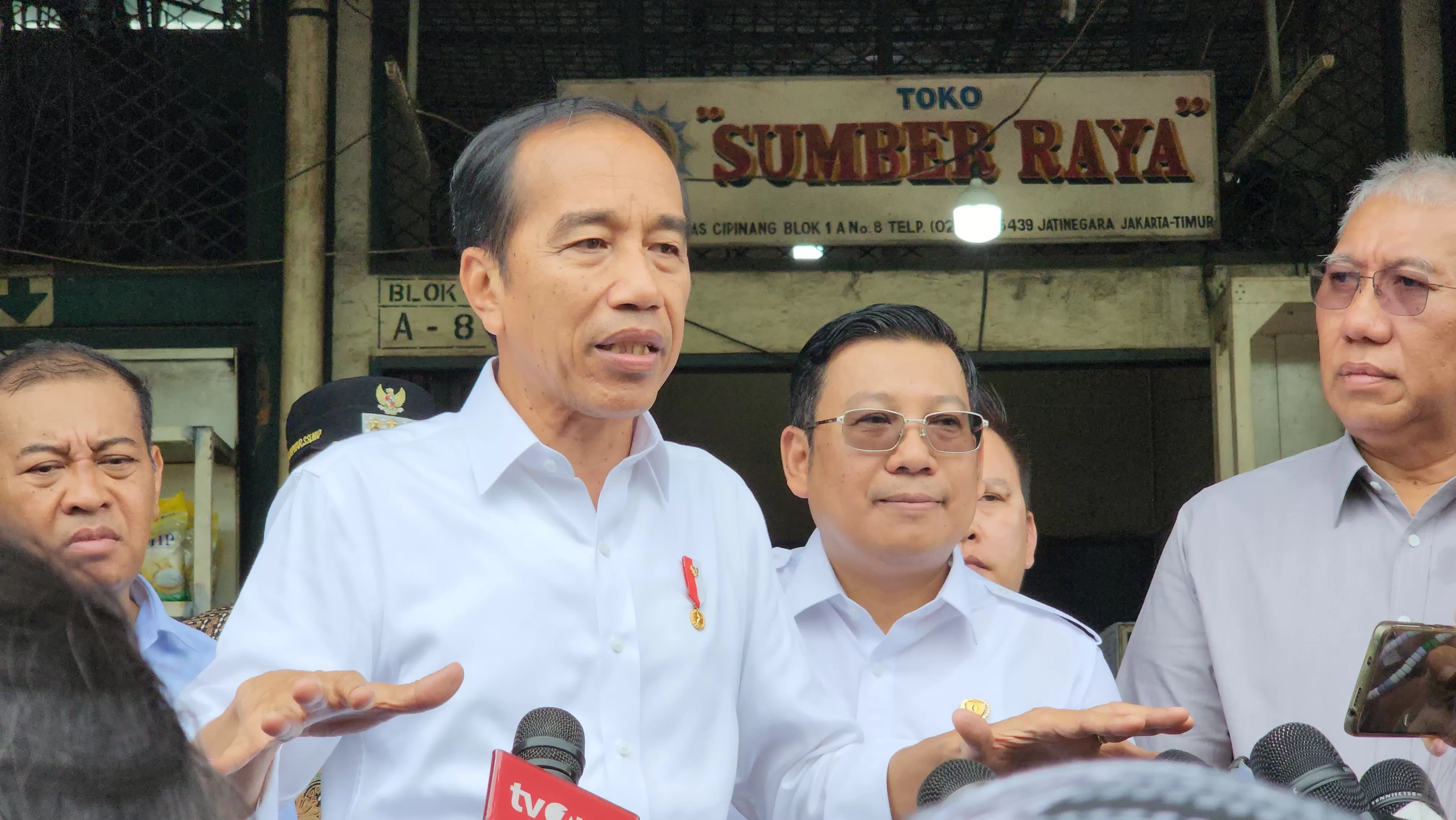 Jokowi Sebut Pertemuan dengan Surya Paloh untuk Jadi 'Jembatan'