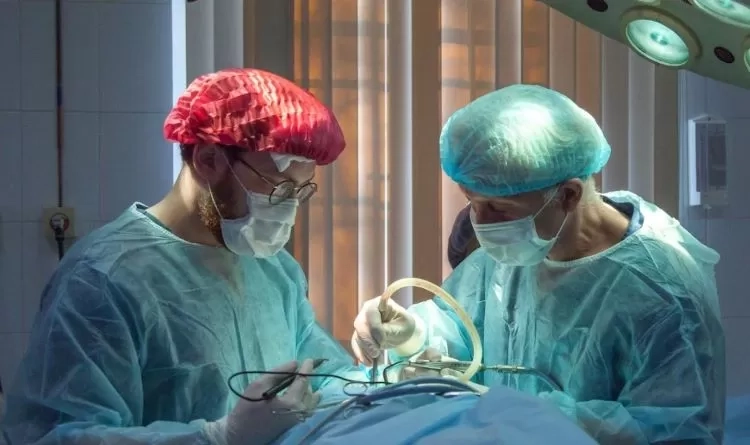 Ngeri dan Ngilu, Dokter Angkat Baterai dari Kemaluan Pria, Berawal dari Mencari Kepuasan