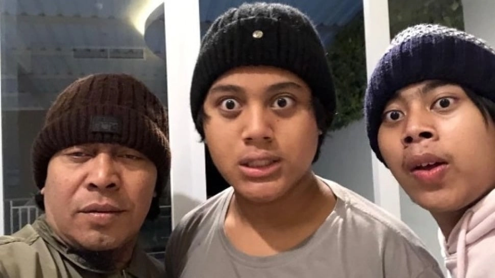 Si Kembar Ganteng dan Bagus Ogah Jadi Komedian, Komeng Pasrah: Jadi Apa Ajalah