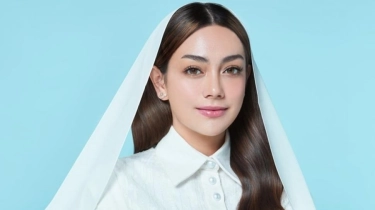 Langsung Berhijab, Celine Evangelista Siap Mualaf Demi Mayor Teddy? Gus Miftah Kasih Bocoran