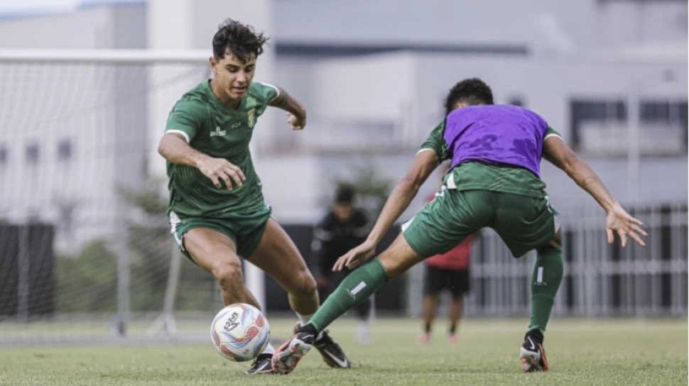 Persebaya Bakal Hadapi Laga 'Horor' di Kandang Orang, Paul Munster Tak Ada Takut-takutnya