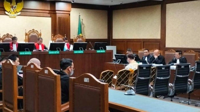Bacakan Pledoi, Dadan Tri Yudianto Sampaikan Permintaan Maaf dan Kekecewaan
