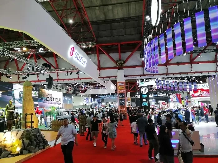 Deretan Mobil Low MPV Harga 300 Jutaan di IIMS 2024
