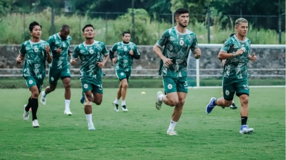 Pelatih PSS Sleman Akui Bhayangkara FC Ganas Sejak Kehadiran Radja Nainggolan, Tapi...