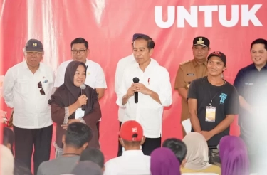 Dampingi Presiden Jokowi Lanjutkan Monitoring Banpang di Sulsel, Kepala NFA Pastikan Stok Beras Cukup
