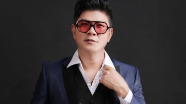 Rezeki Pengantin Baru, Babang Tamvan Andika Bakal Susul Komeng Lolos ke Senayan?