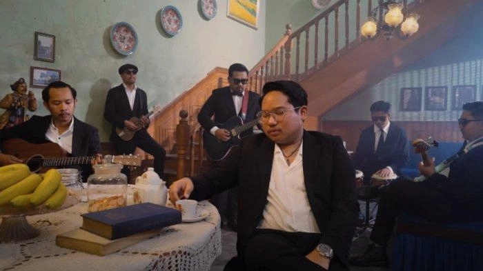 Chord Ukulele dan Lirik Gampil - GuyonWaton: Tak Gemateni Ngancani Sliramu Pas Koe Lagi Keloro-Loro