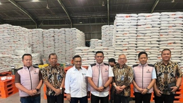 Gudang Beras Bulog Disidak Satgas Pangan Polri: Temukan Ini, Pastikan Harga Turun Sebelum Ramadan
