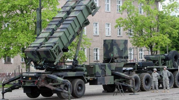 Ratusan Kendaraan Lapis Baja dan Sistem Senjata Ukraina Bantuan AS Terancam Mangkrak