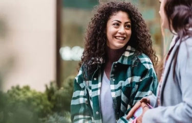 5 Tips Jadi Introvert yang Lebih Sosial, Solusi Tepat Agar Tidak Dicap Cuek dan Kaku