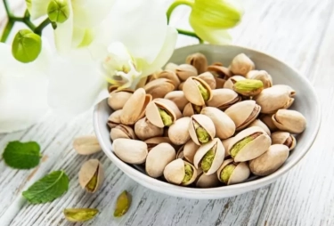 Pistachio, Kacang Ajaib yang Menyehatkan Mata, dari Mencegah Katarak hingga Melawan Risiko Kebutaan