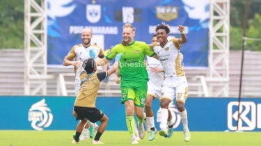 Deretan Fakta Sonny Stevens, Kiper Dewa United Ukir Rekor Prestisius Usai Cetak Gol di Liga 1