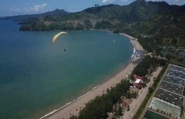 Makin Trending dan Melejit Pasca JLS Tulungagung Selesai Dibangun, Pantai Midodaren Dapat Rating Terbaik di Google Map