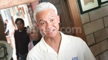 Ganjar Pranowo Cicipi Warteg Terkenal di Jakarta: Enak atau Gimmick DKI 1?