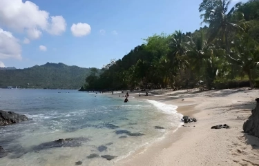 Dapat Rating 4,5 di Google Map, Pantai Mutiara di JLS Trenggalek Digadang - gadang Jadi Top 1 Primadona Para Wisatawan
