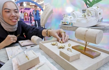 Meneguk Untung dari Bisnis Perhiasan, Terus Produksi Model Baru, Yang Lama Jadi Portofolio