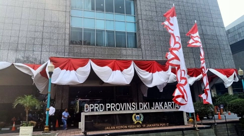 Diburu Wartawan! Otak Pungli KPK jadi Staf Bapemperda DKI: Hengki Masih Ngantor Seperti Biasa