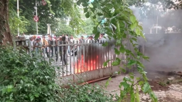 Massa Pemuda-Mahasiswa Timur Juga Geruduk Kantor LBH Jakarta, Ancam Lapor Polisi