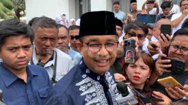 Mbrebes Mili, Momen Anies Baswedan Dipeluk Erat Aktor Boy Hamzah