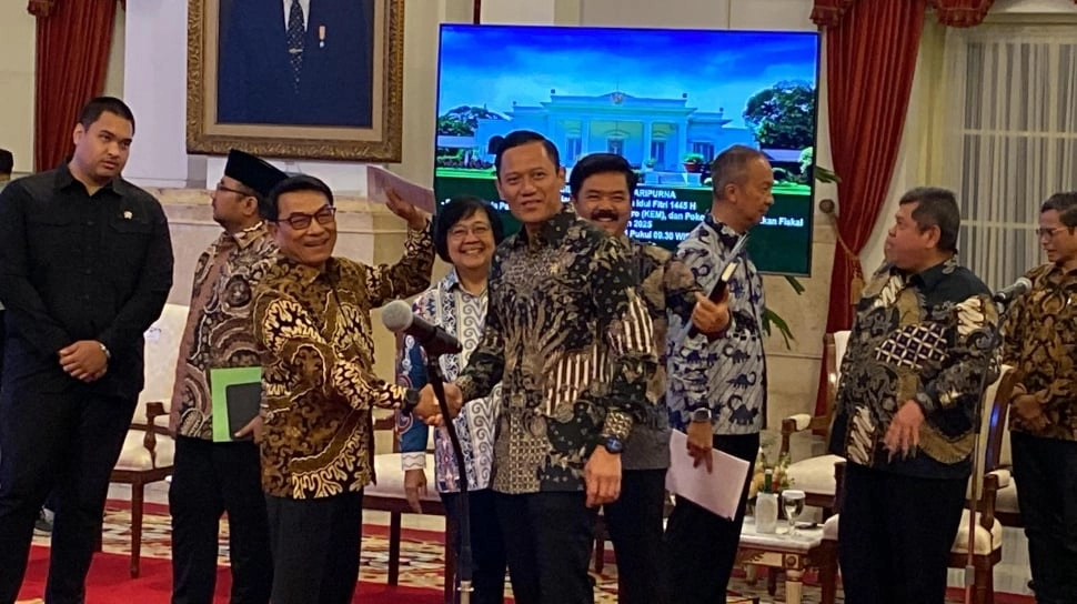 Momen AHY dan Moeldoko Salaman, Dulu Berseteru Sekarang Sudah Bersatu?