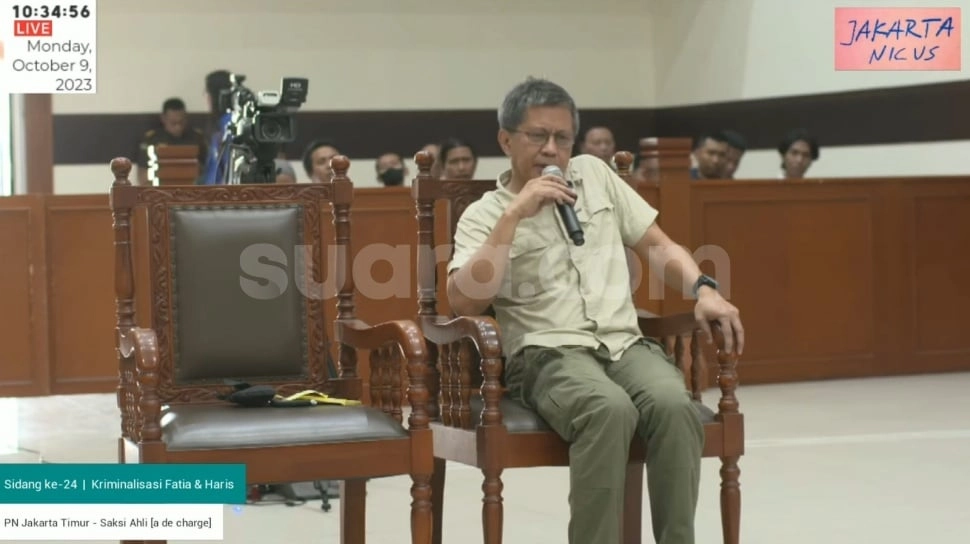 Presiden Saja Dikatai Dungu, Rocky Gerung Ternyata Enggak Berani Senggol Orang Ini