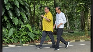 Tak Yakin Jokowi Bisa Taklukan Golkar, Rocky Gerung Prediksi Peluang Gibran