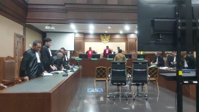 Bantah Suap Tas Mewah untuk Sekretaris MA Nonaktif, Eks Komisaris WIKA: Untuk Pacar Saya