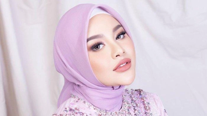 Geram Disebut Mirip Ivan Gunawan, Aurel Hermansyah Beri Balasan Menohok di Sosial Media
