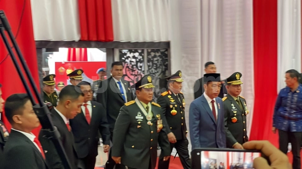 Bukan Dirinya, Jokowi Ungkap Sosok Yang Usulkan Prabowo Naik Pangkat Jadi Jenderal