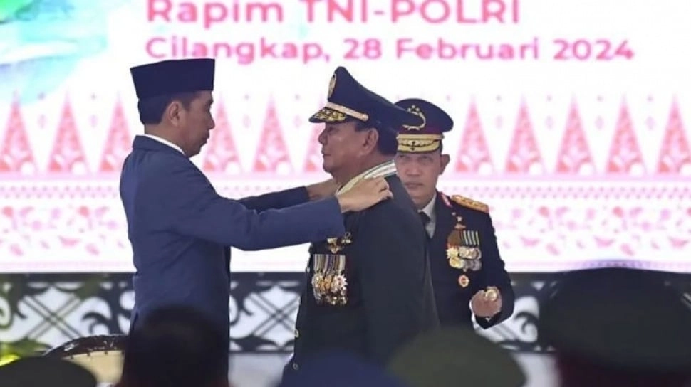 Pegang Bintang Empat di Pundak, Prabowo Ucap Tiga Kata Ini dengan Wajah Semringah