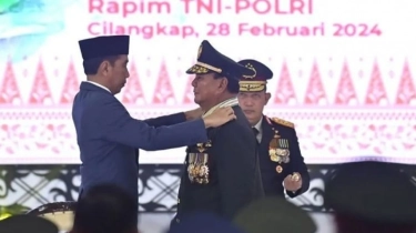 Pegang Bintang Empat di Pundak, Prabowo Ucap Tiga Kata Ini dengan Wajah Semringah