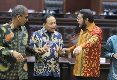 MK Nyatakan Pengurus Parpol Harus Mundur 5 Tahun Sebelum Menjabat Jaksa Agung