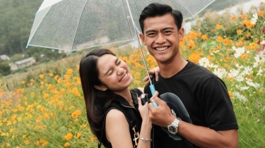 Azizah Salsha Diserang Haters, Pratama Arhan Langsung Bertindak Romantis Kirimkan Buket Bunga Besar Berisi Pesan Manis