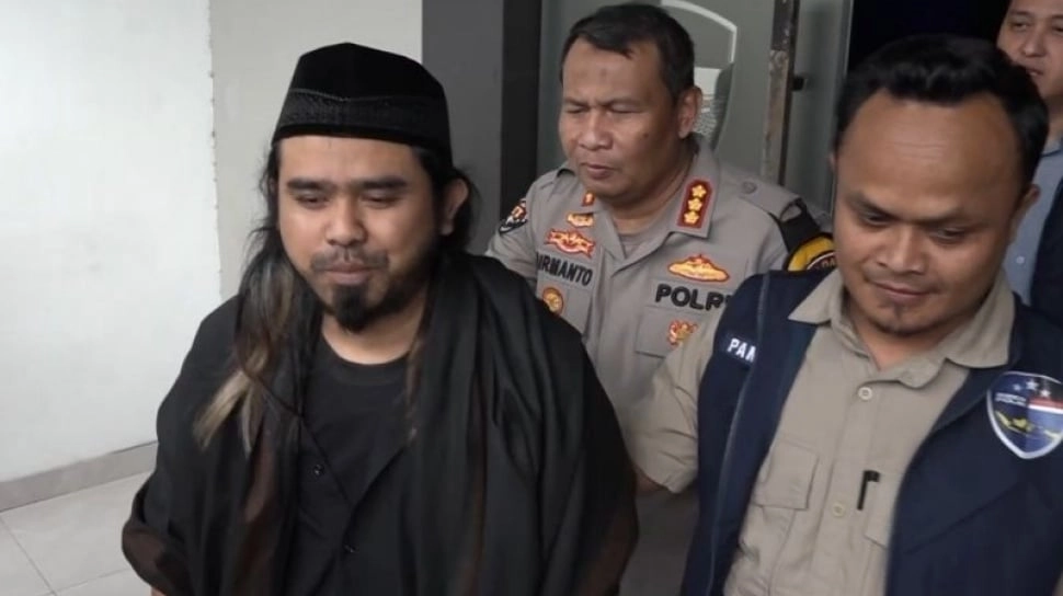 Gus Samsudin Dijemput Paksa, Buntut Konten Aliran Sesat Tukar Pasangan Suami-istri