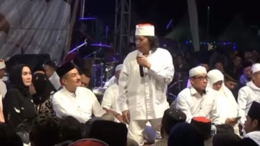 Prediksi Cak Nun Beras Mahal Dan Menteri Keuangan Mundur Viral, Bakal Terbukti?